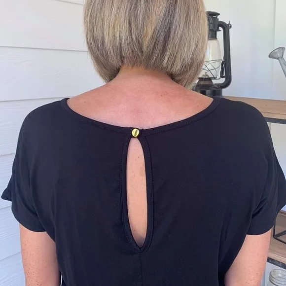 NWOT Belted Black Romper - Picture 7 of 7